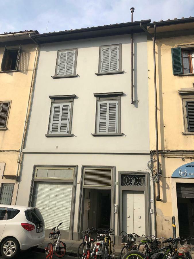 Art Apartment Porta A Prato Firenze Esterno foto